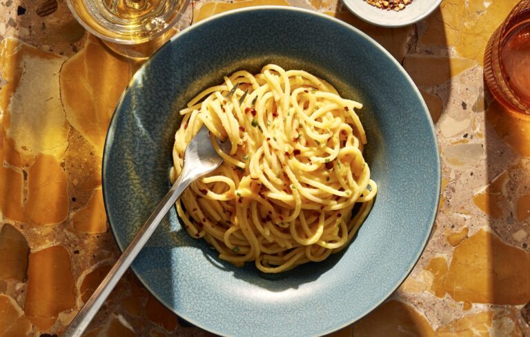 Colatura di alici: gli spaghetti più buoni del mondo in 15 minuti