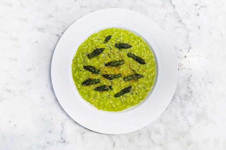 Risotto agli asparagi, cremoso e delicato ma non banale