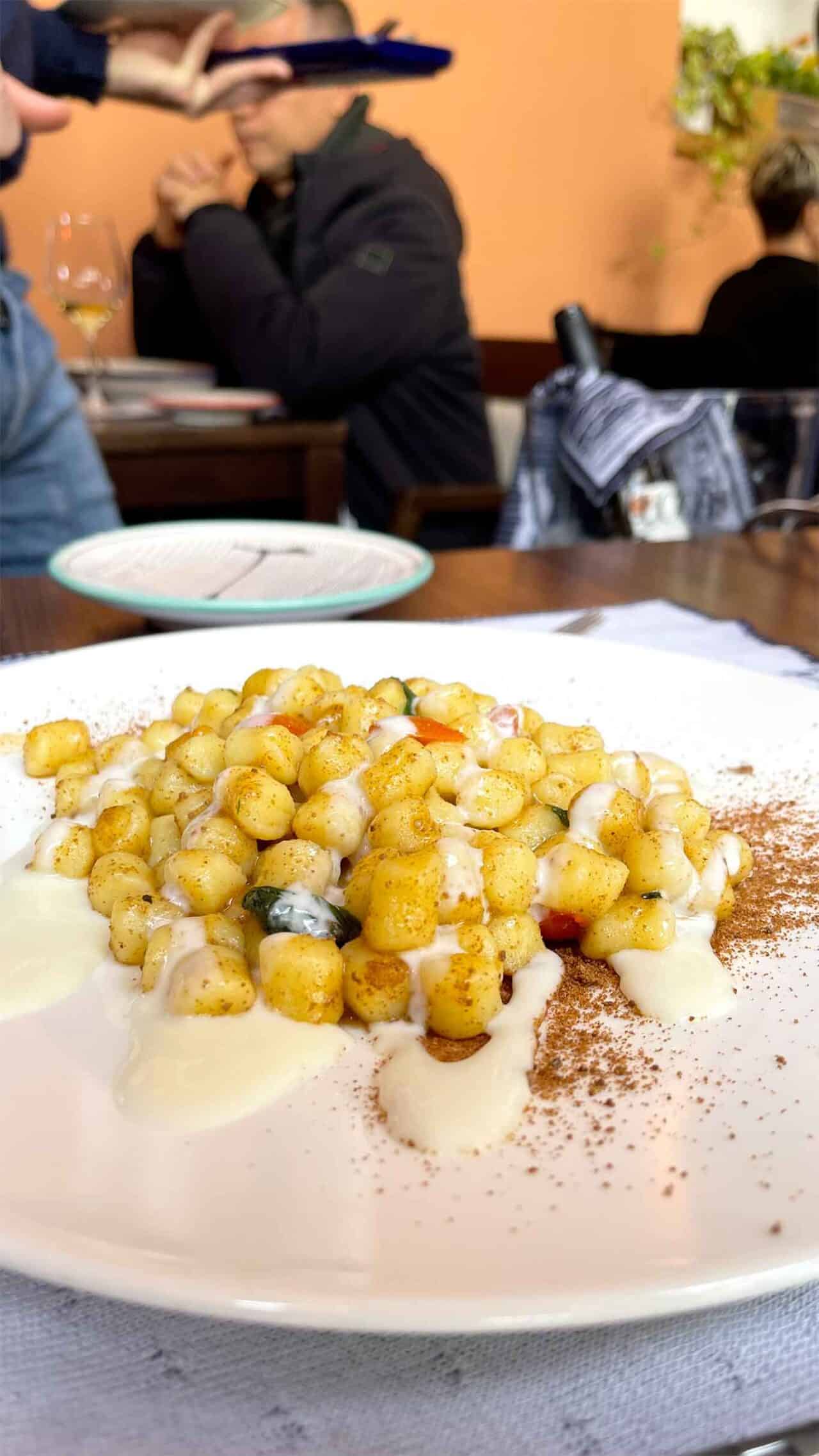 gli gnocchetti del ristorante Acquapazza a Cetara