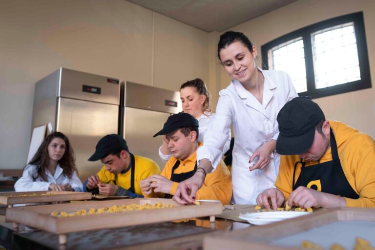 Il Tortellante ideato da Massimo Bottura apre la Bottega a Modena