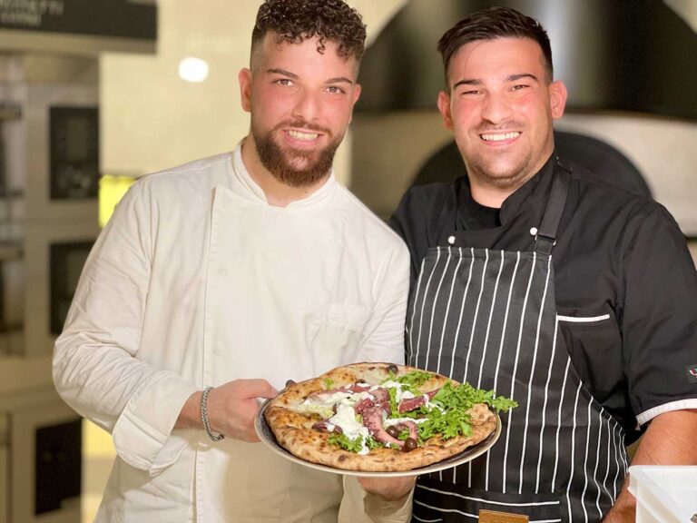 Pizzeria Bella &#8216;Mbriana a Casalnuovo di Napoli per Esci la tua pizza