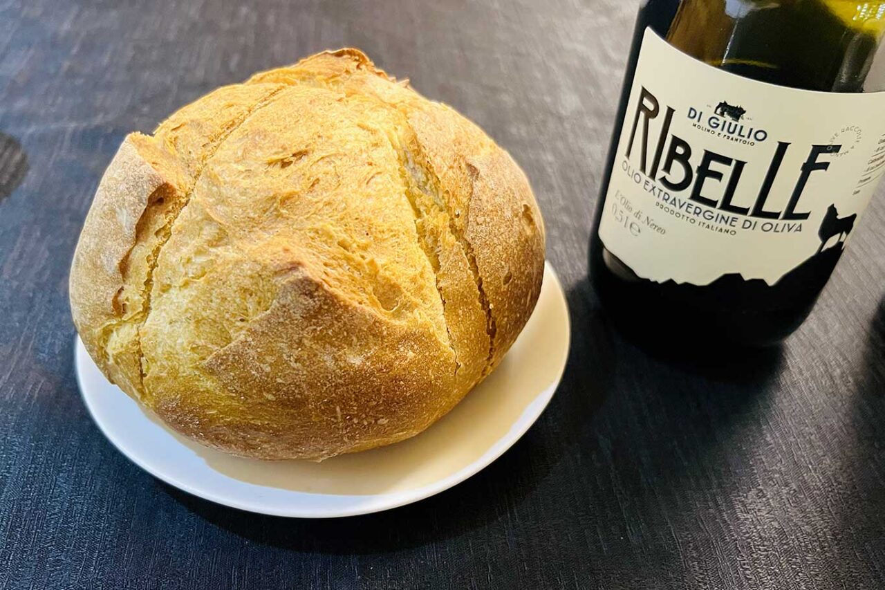 pane e olio al ristorante Cottabo a Lanciano in Abruzzo 