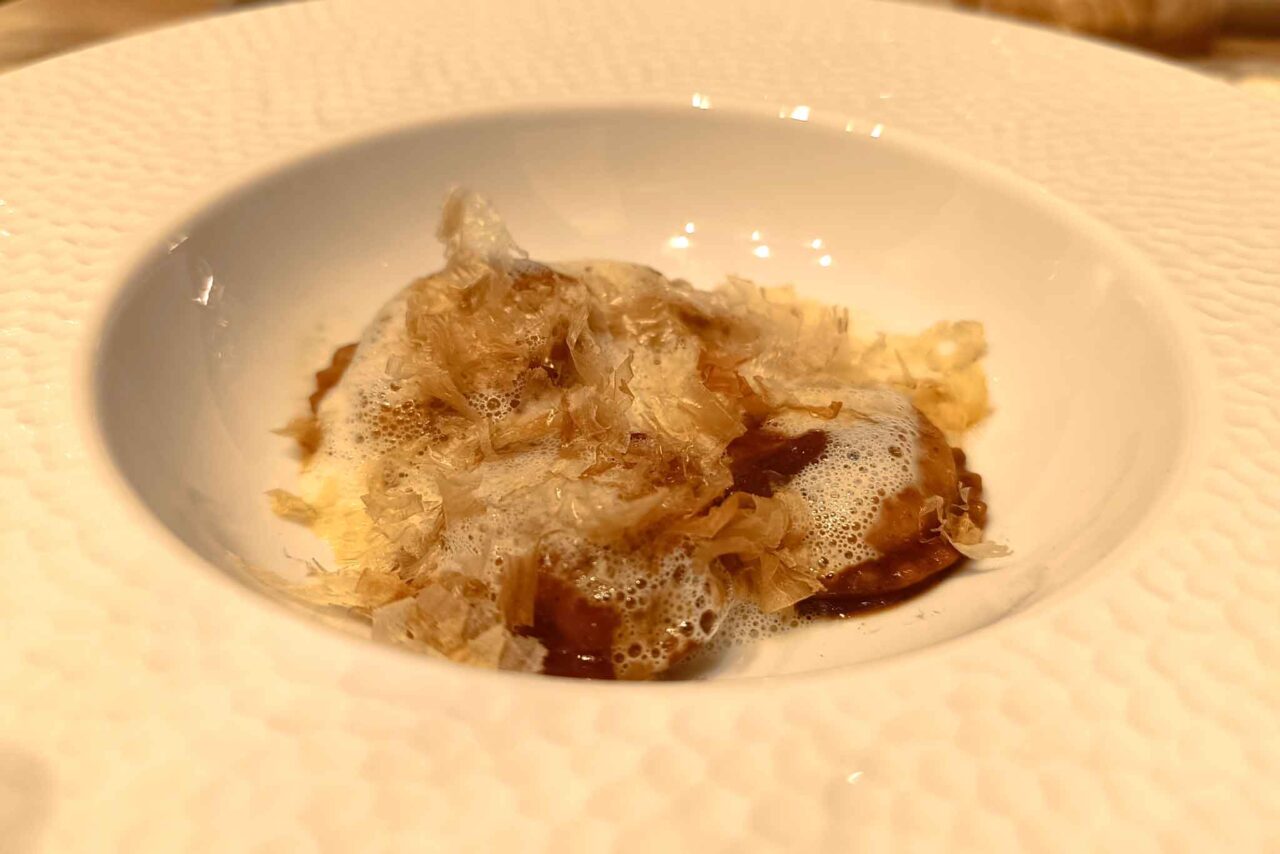 ravioli di pane vecchio, alici e broccoli