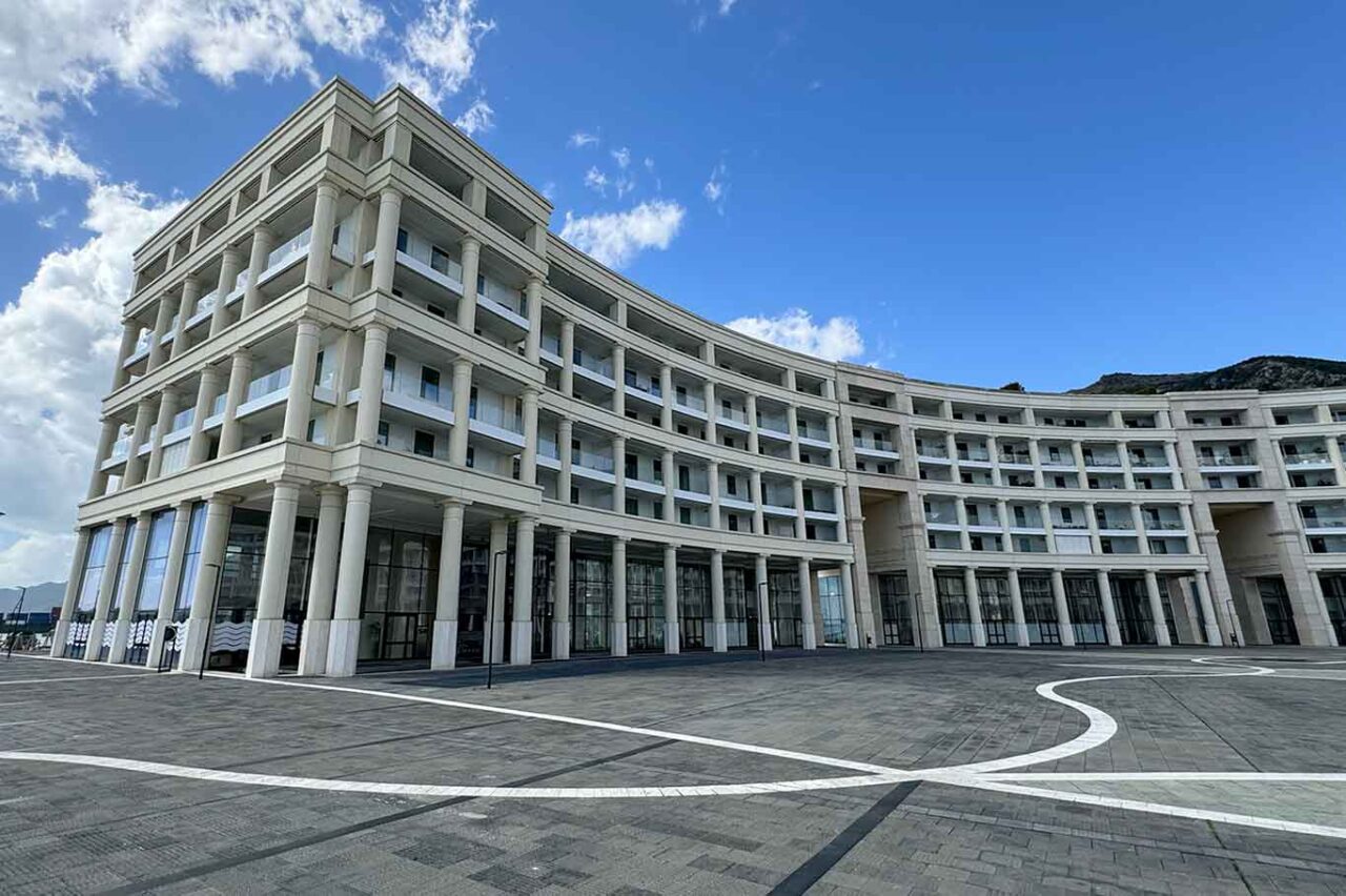 ristorante Pescheria al Crescent di Salerno ala verso costiera amalfitana