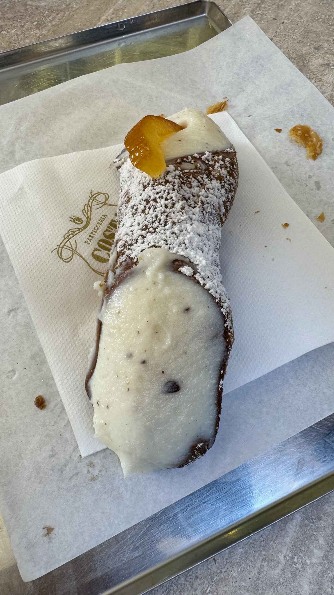 cannoli a Palermo: pasticceria Costa