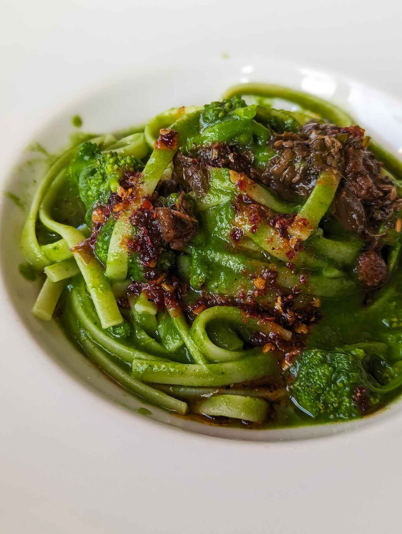 le linguine con cime di rapa del ristorante Erba Brusca a Milano