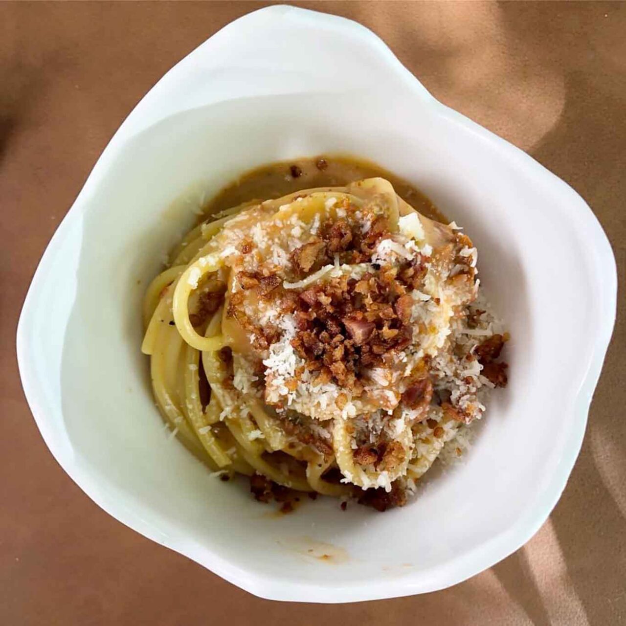 tra le migliori proposte di carbonara: con i ricci di mare a Roma