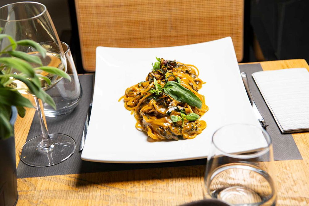 Fresco Sarpi a Milano trattoria pizzeria napoletana spaghetti alla nerano