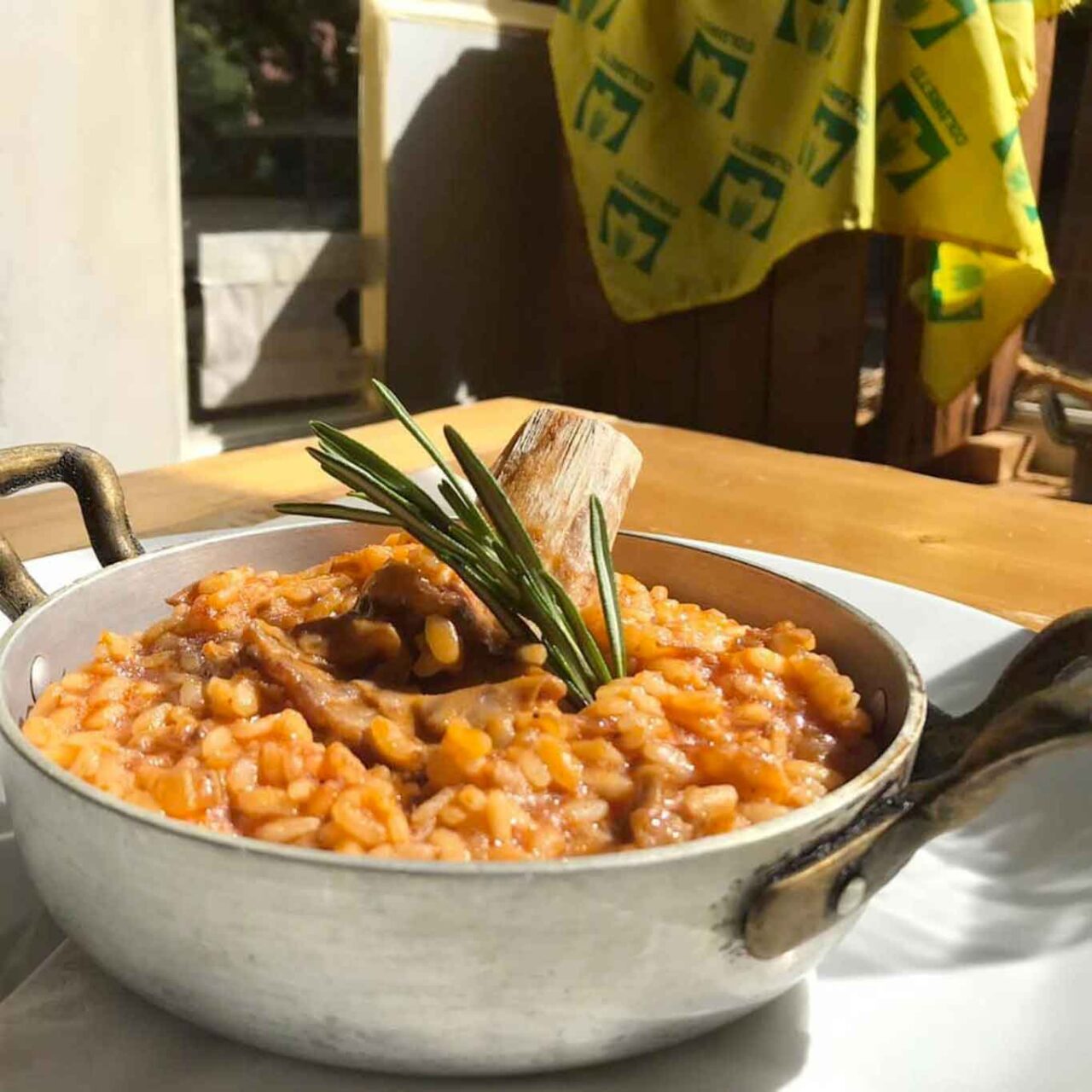 il risotto allo zafferano della Risotteria Melotti a Milano