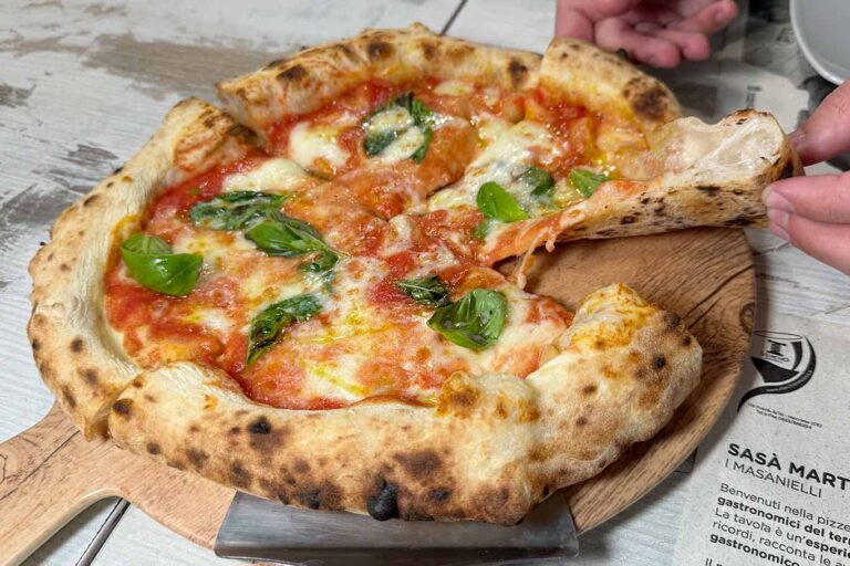 Le migliori pizze margherita a Napoli, Caserta, Salerno: 50 pizzerie