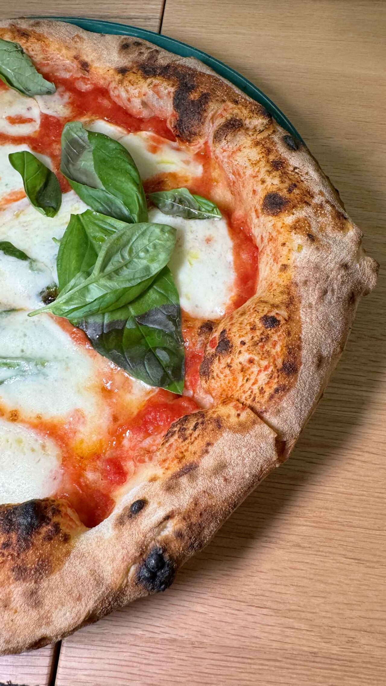 La pizza Omaggio a Caserta della pizzeria La Bolla di Caserta