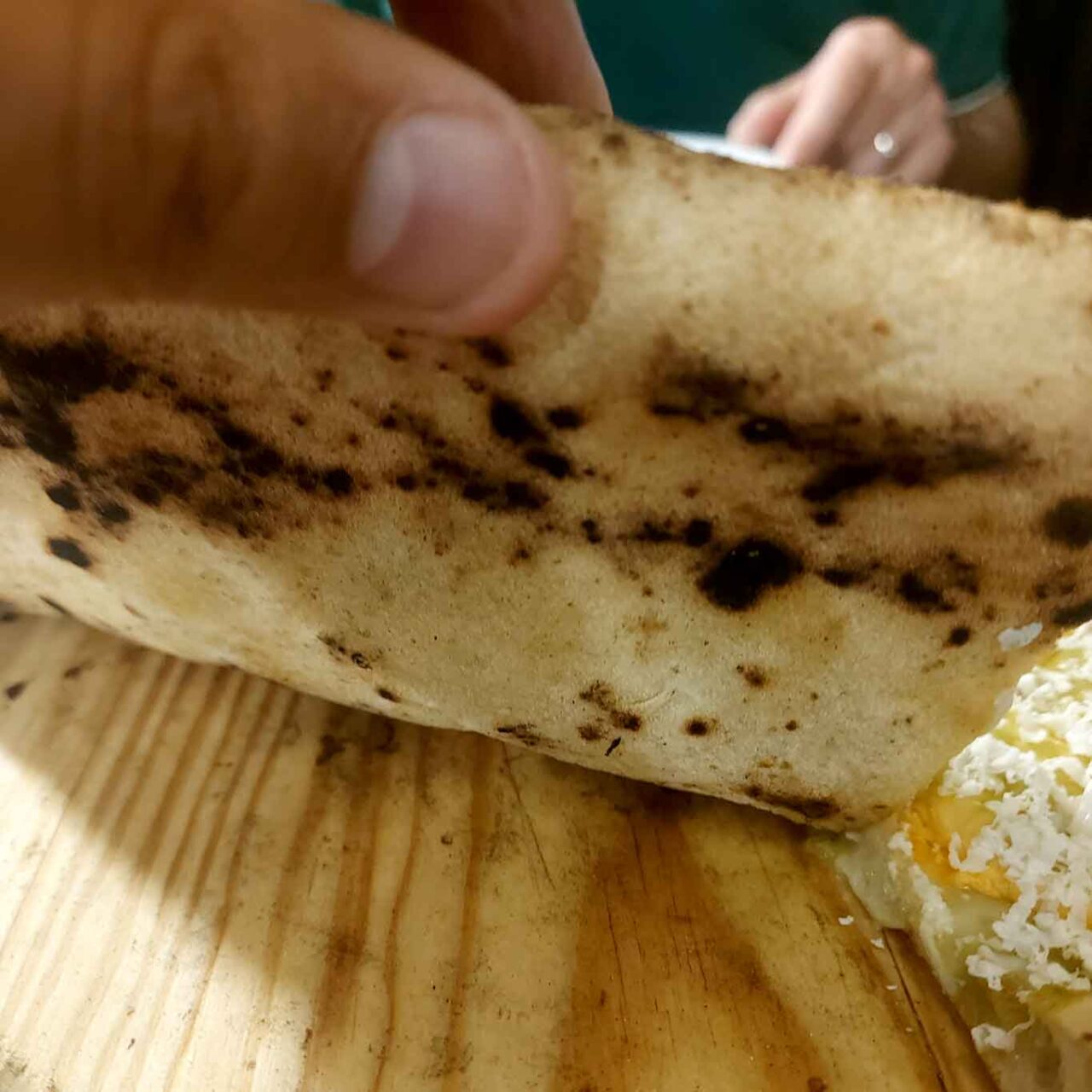 pizza Fiori di zucca al quadrato della pizzeria I Masanielli di Francesco Martucci a Caserta