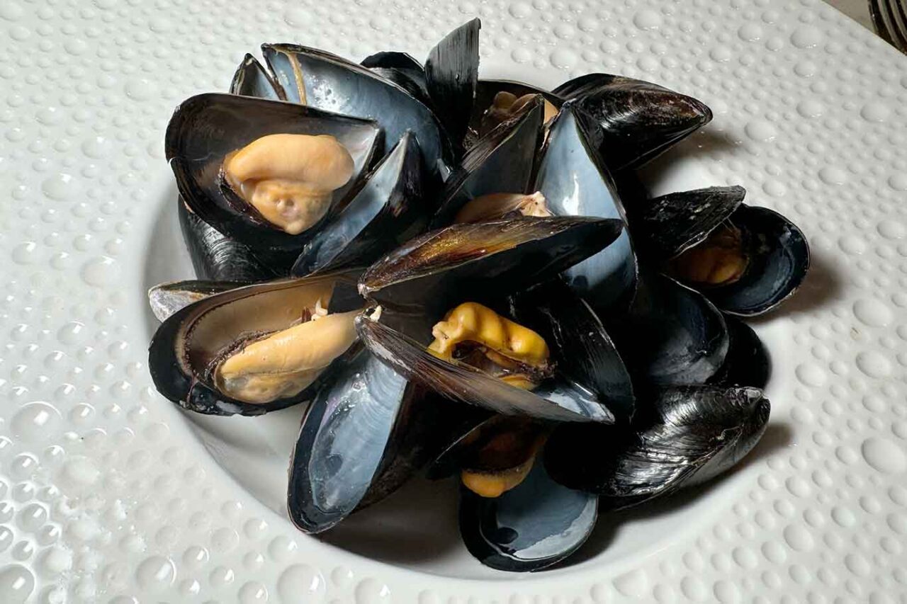 il piatto con l'impepata di cozze