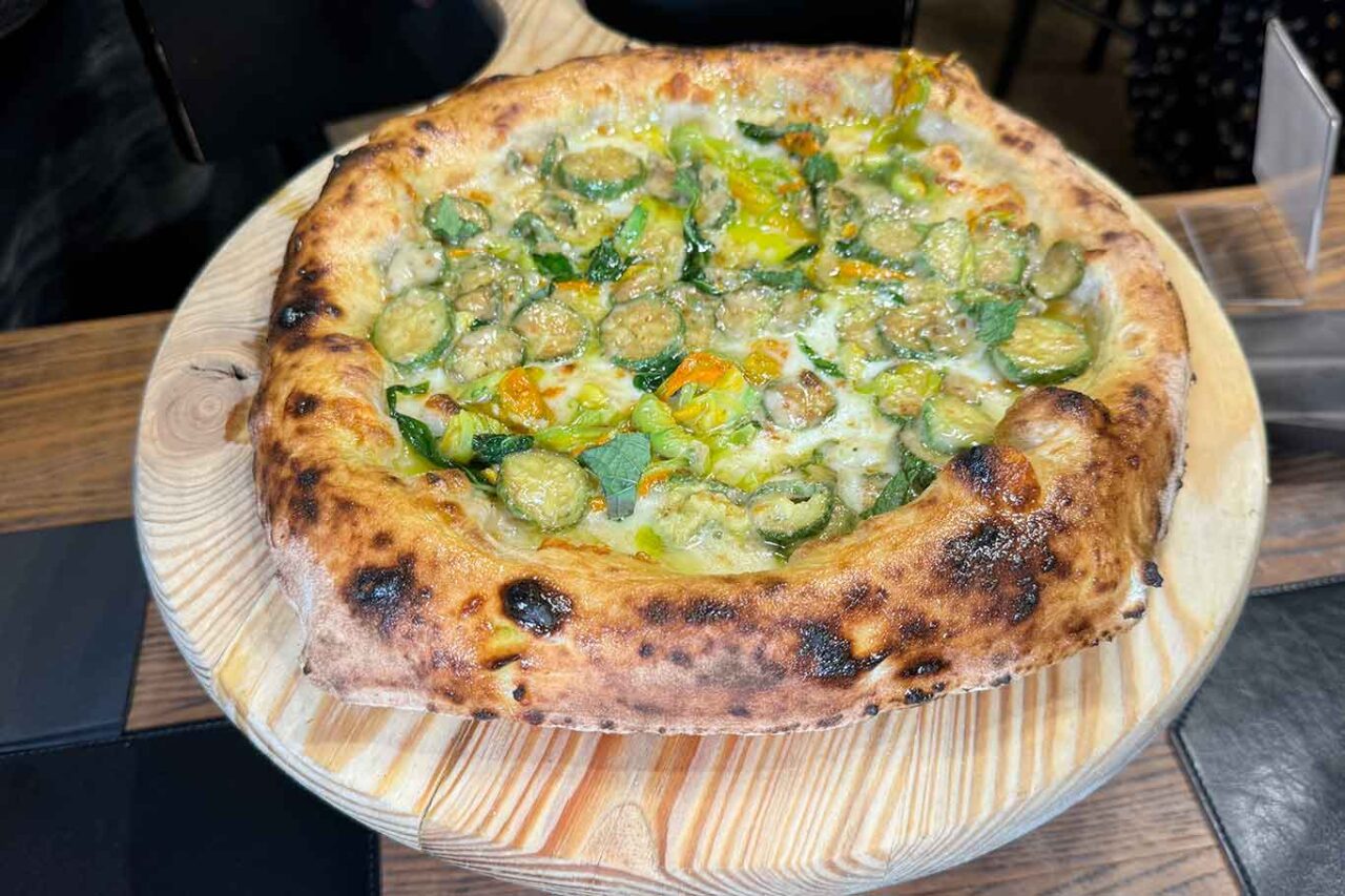 La pizza Nerano di Francesco Martucci della pizzeria I Masanielli a Caserta