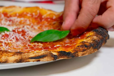 C&#8217;è una pizzeria a Milano che fa la pizza cilentana con il matterello