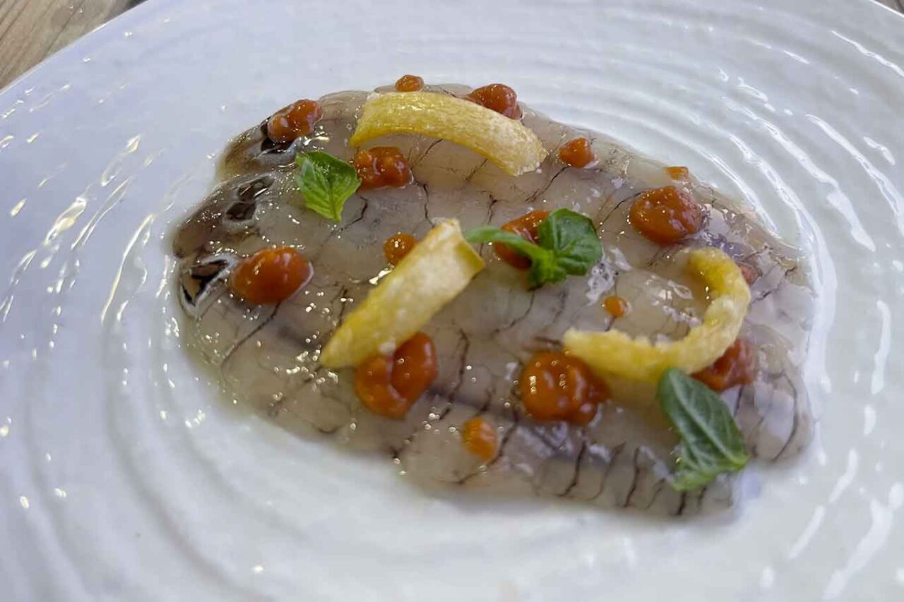 le cicale di mare con il limone del ristorante Calacala a Procida 