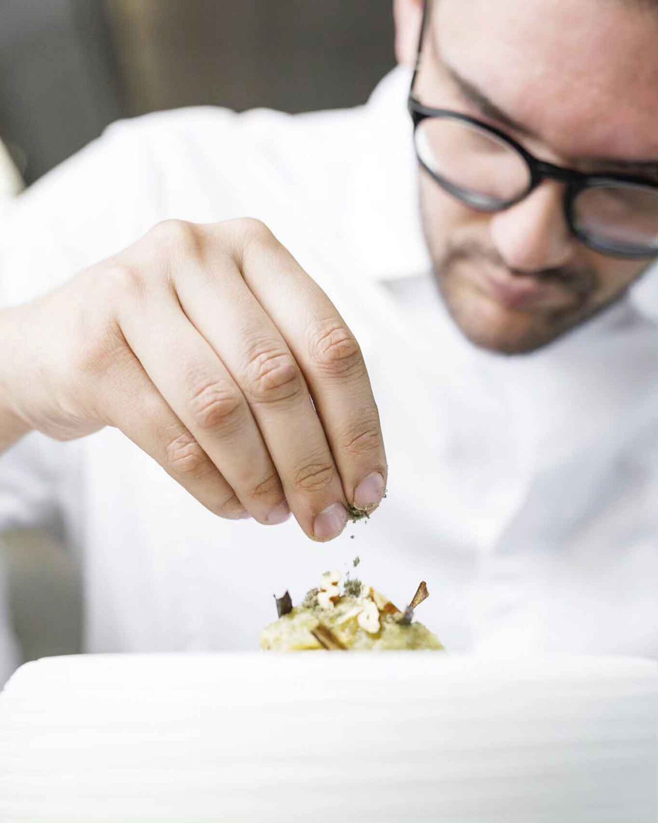 lo chef del ristorante vegetariano Stua da Legn a Livigno