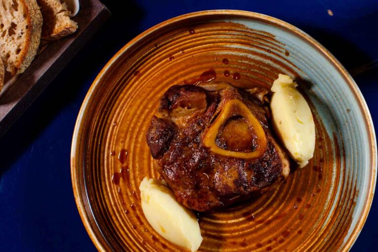 Ho mangiato un ossobuco da favola da Clotilde in Brera a Milano