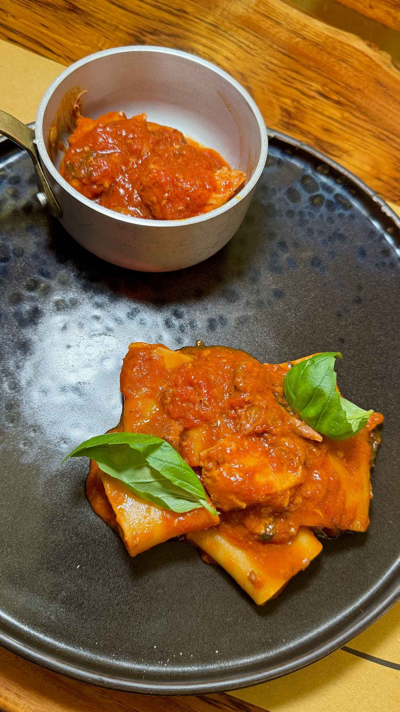 i paccheri al ragu di Bocconi a Cava de' Tirreni 