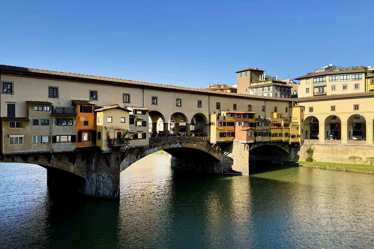 Ponte Vecchio a Firenze visto dal ristorante Golden View 