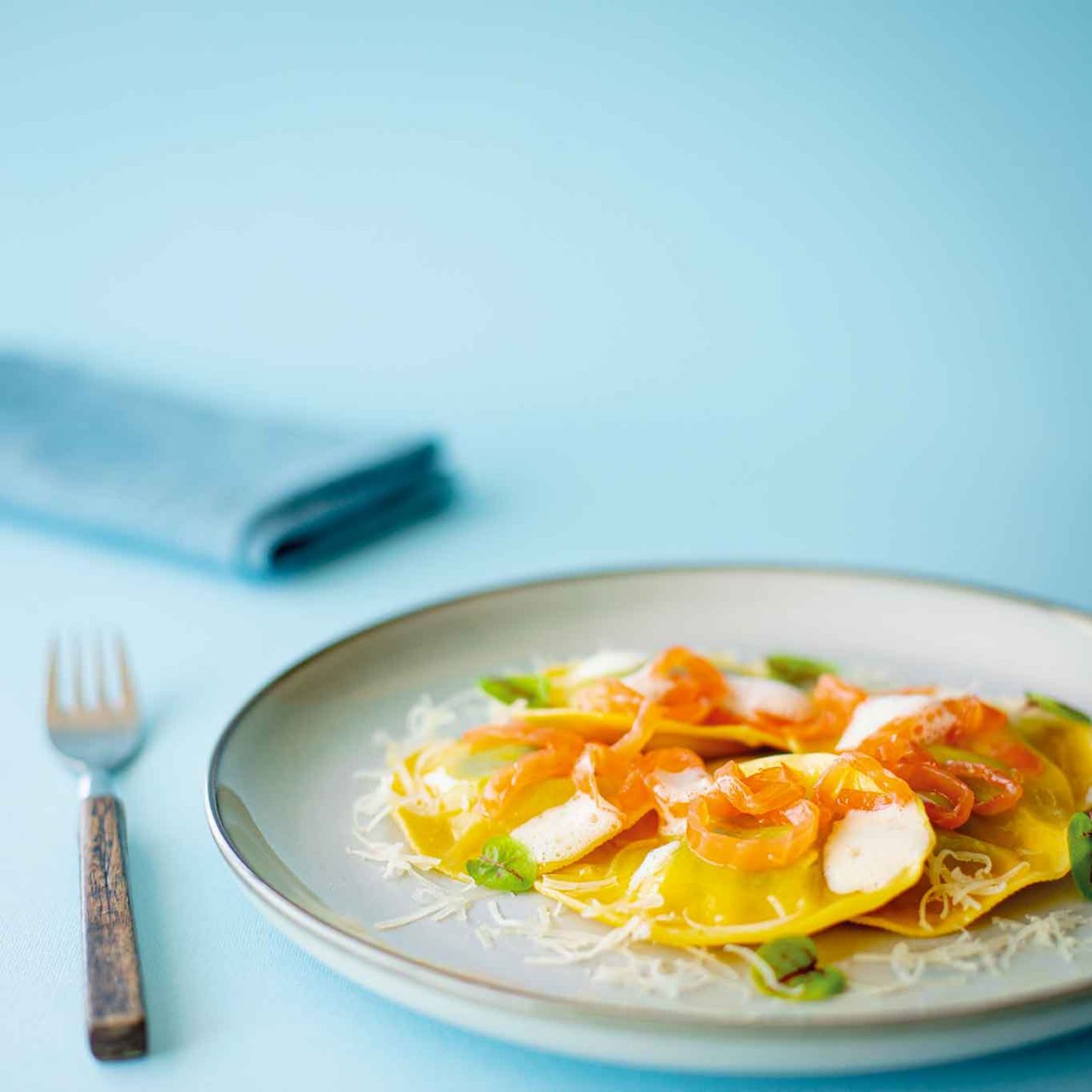 ricetta dei tortelli con il salmone affumicato