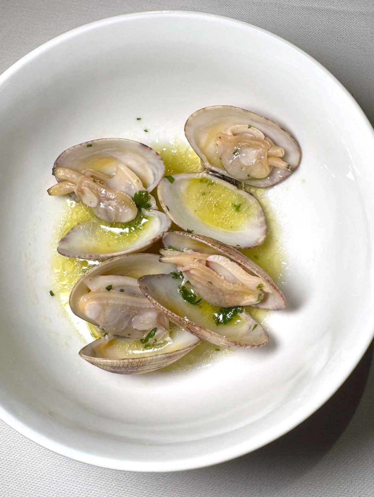 il saité di vongole del ristorante di pesce Pescheria a Salerno 