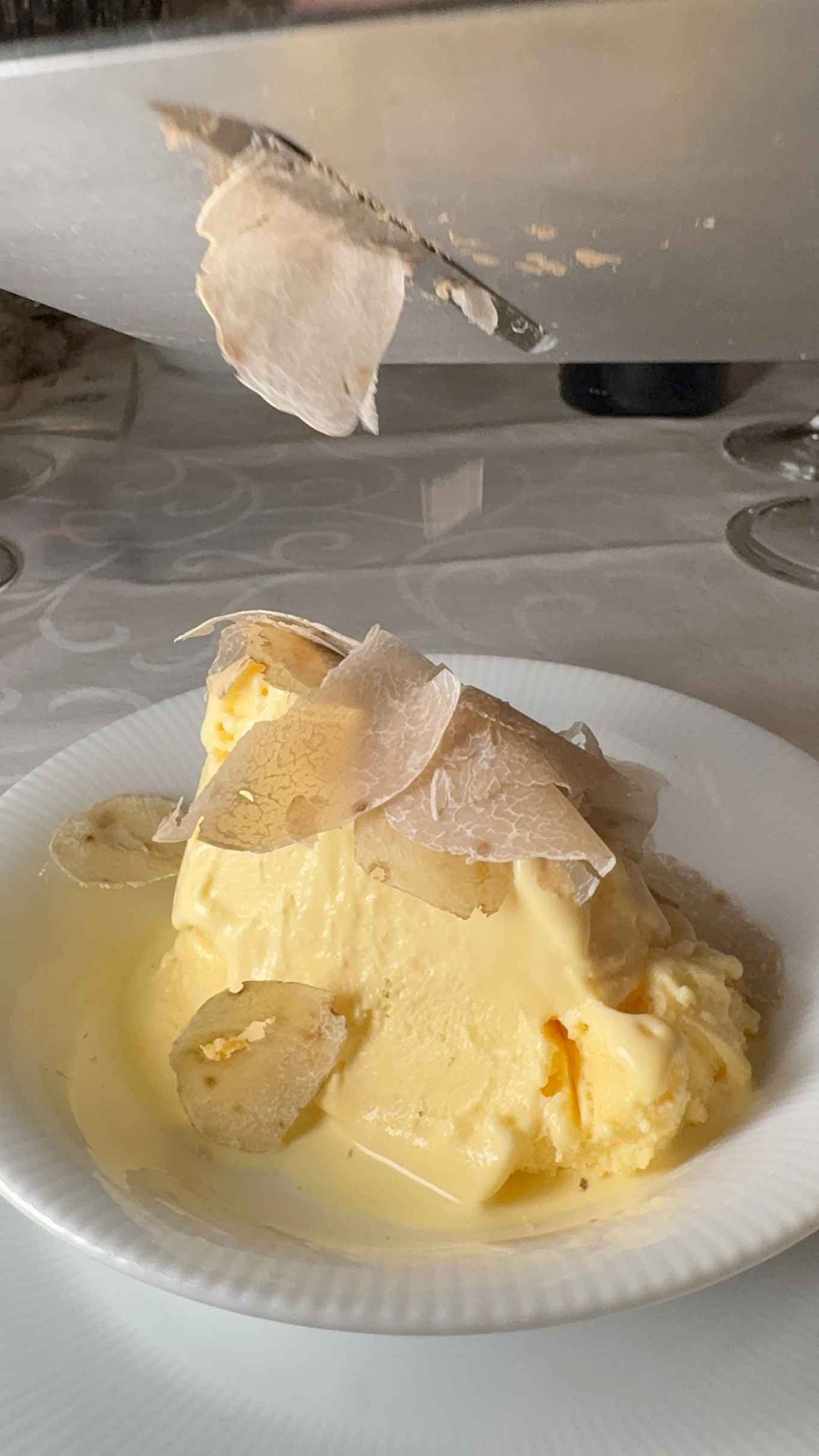 il gelato di crema con tartufo della Trattoria Amerigo1934 a Savigno 