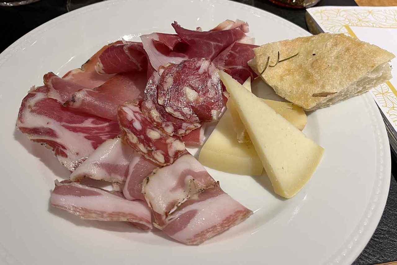 Weekend in Umbria: salumi e formaggi