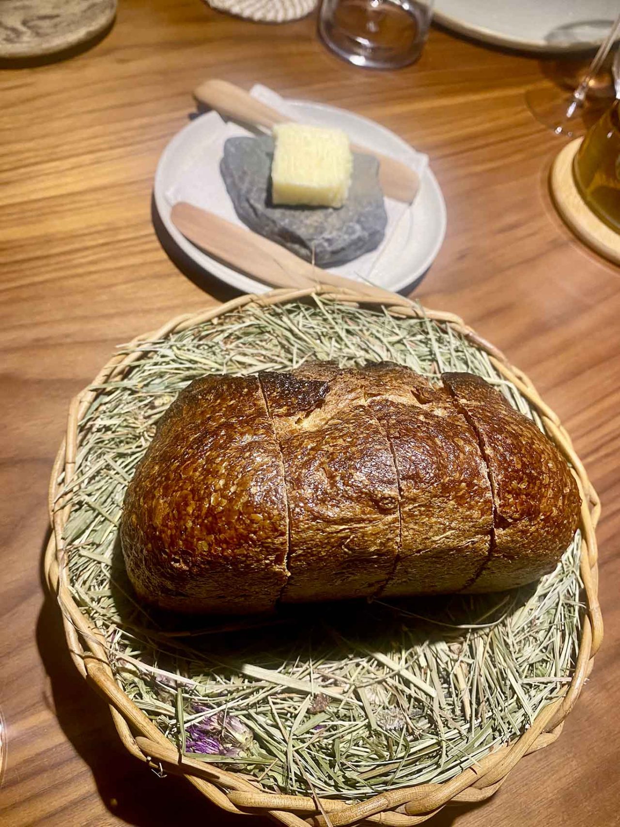 pane e burro al ristorante Contrada Bricconi in Val Seriana 